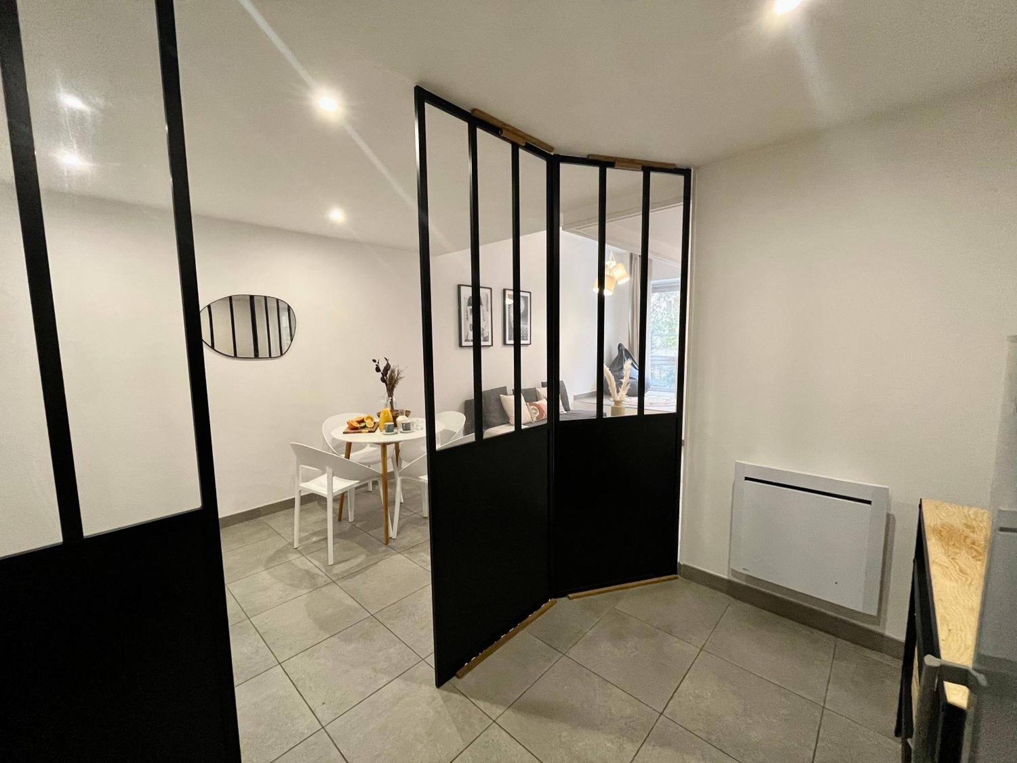 Suite Danbury Lione Esterno foto