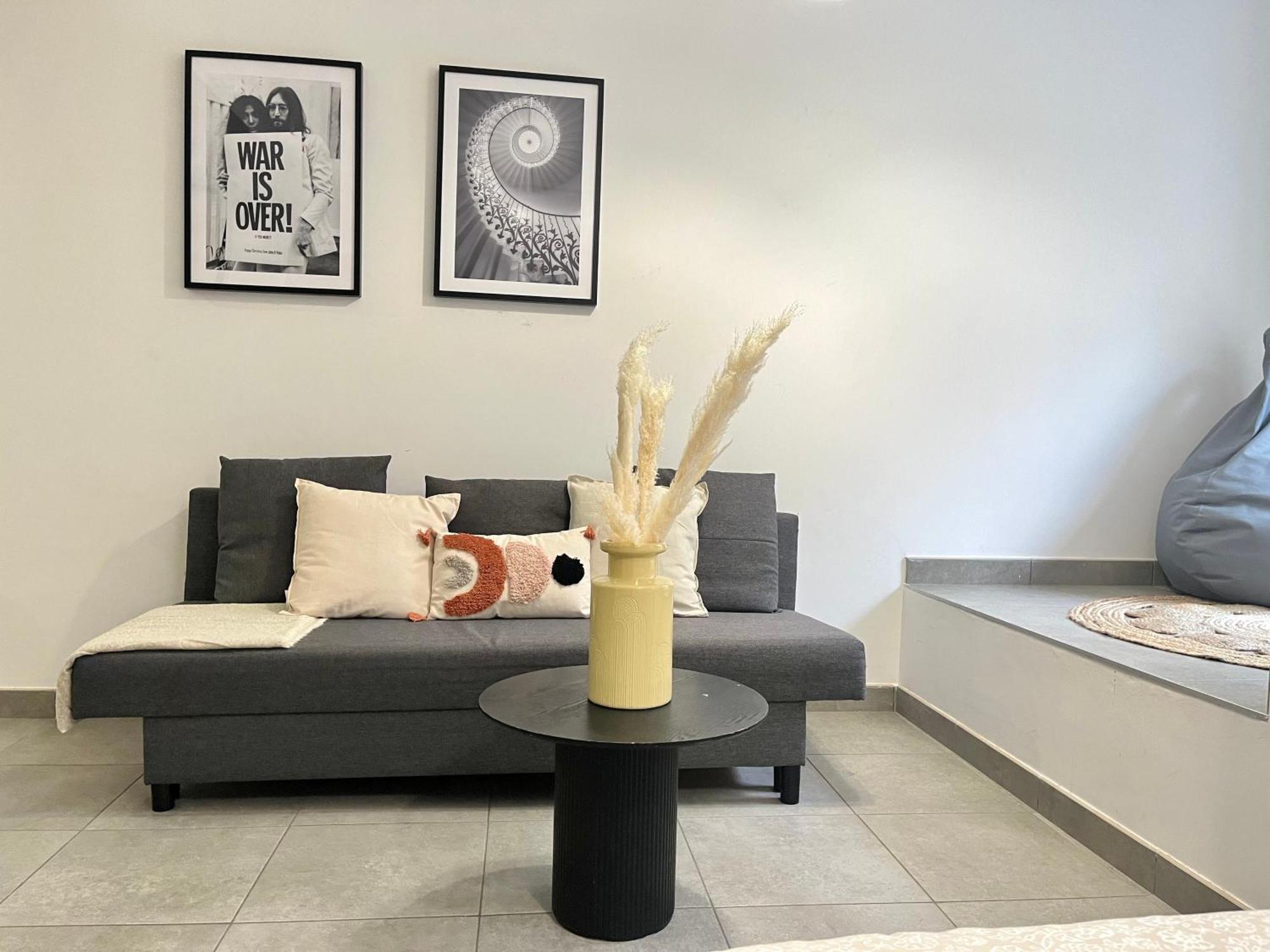 Suite Danbury Lione Esterno foto